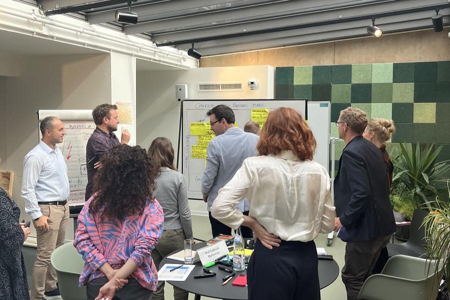 gruppendiskussion-(c)-Anna-Dick-IKM